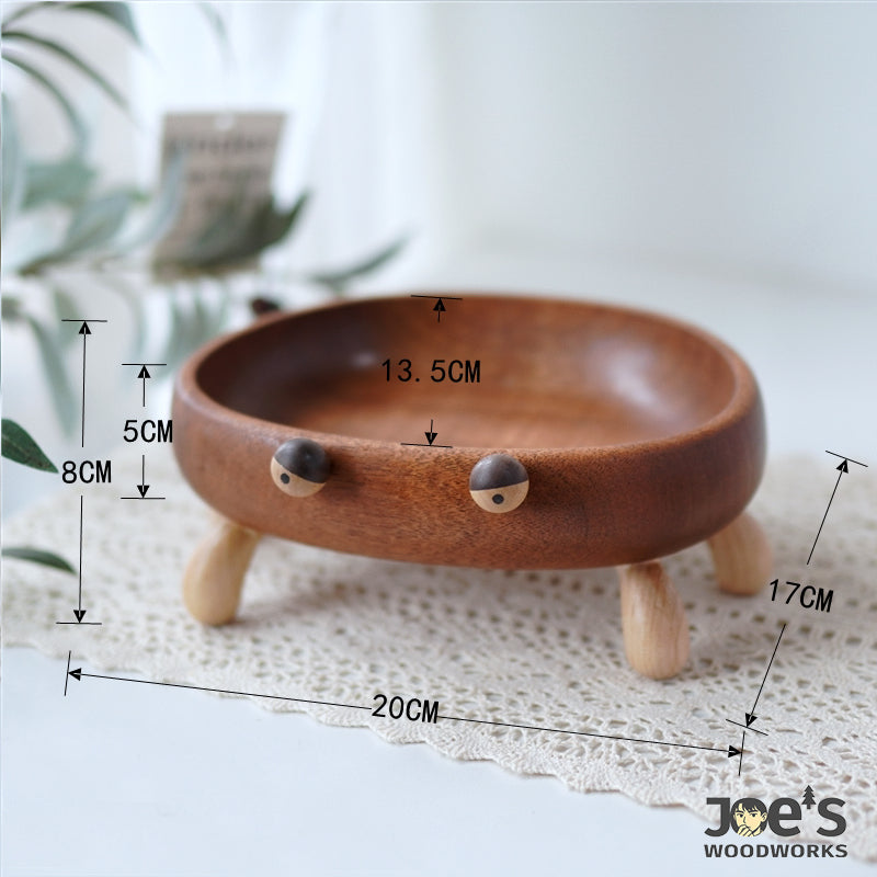 Wooden crab tray with size reference – 20cm wide, 13.5cm inside diameter