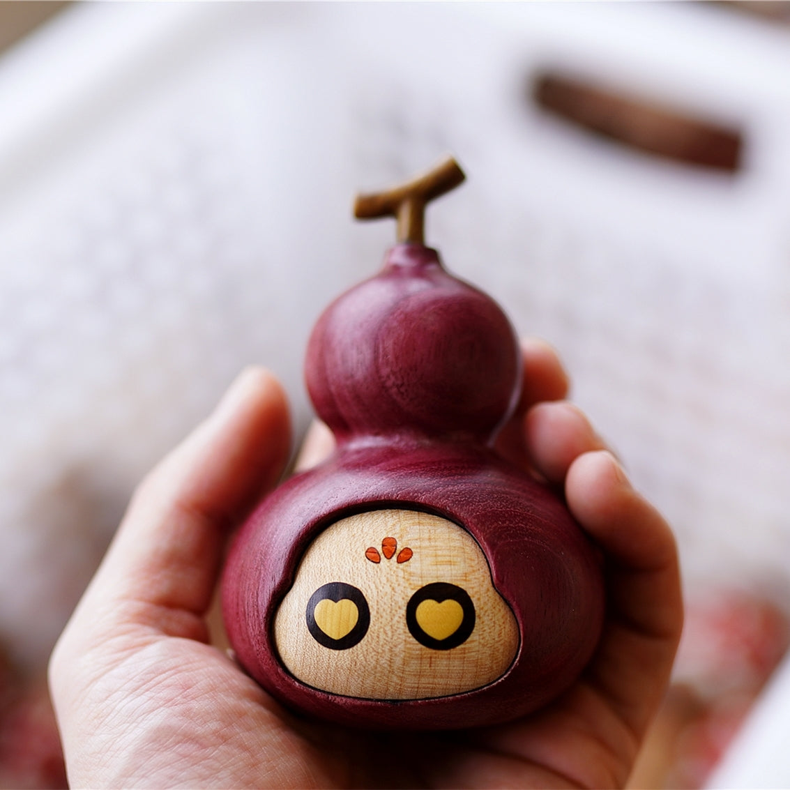 Pipimu Lucky Gourd natural wood figurine handheld, small wooden desk decor
