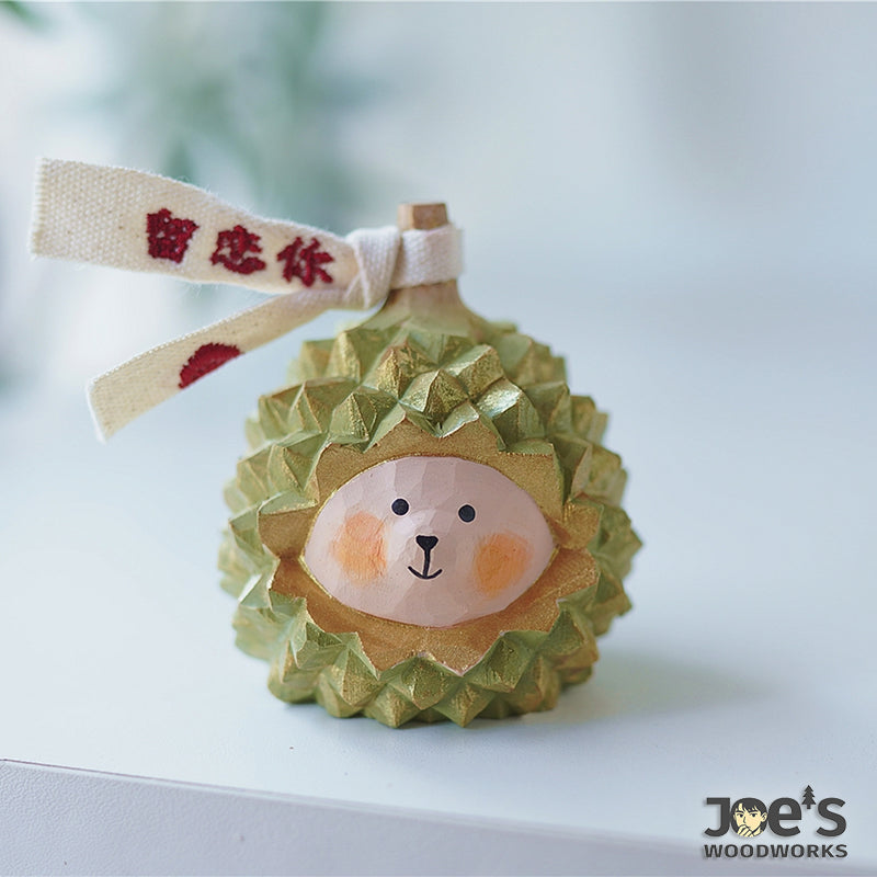 Hand-carved durian animal figurine with cute face – Pipimu