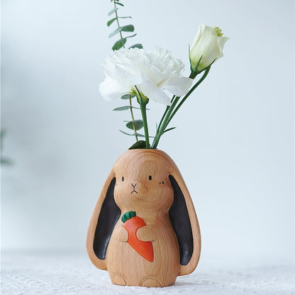 Pipimu Bunny Willow vase with white flowers
