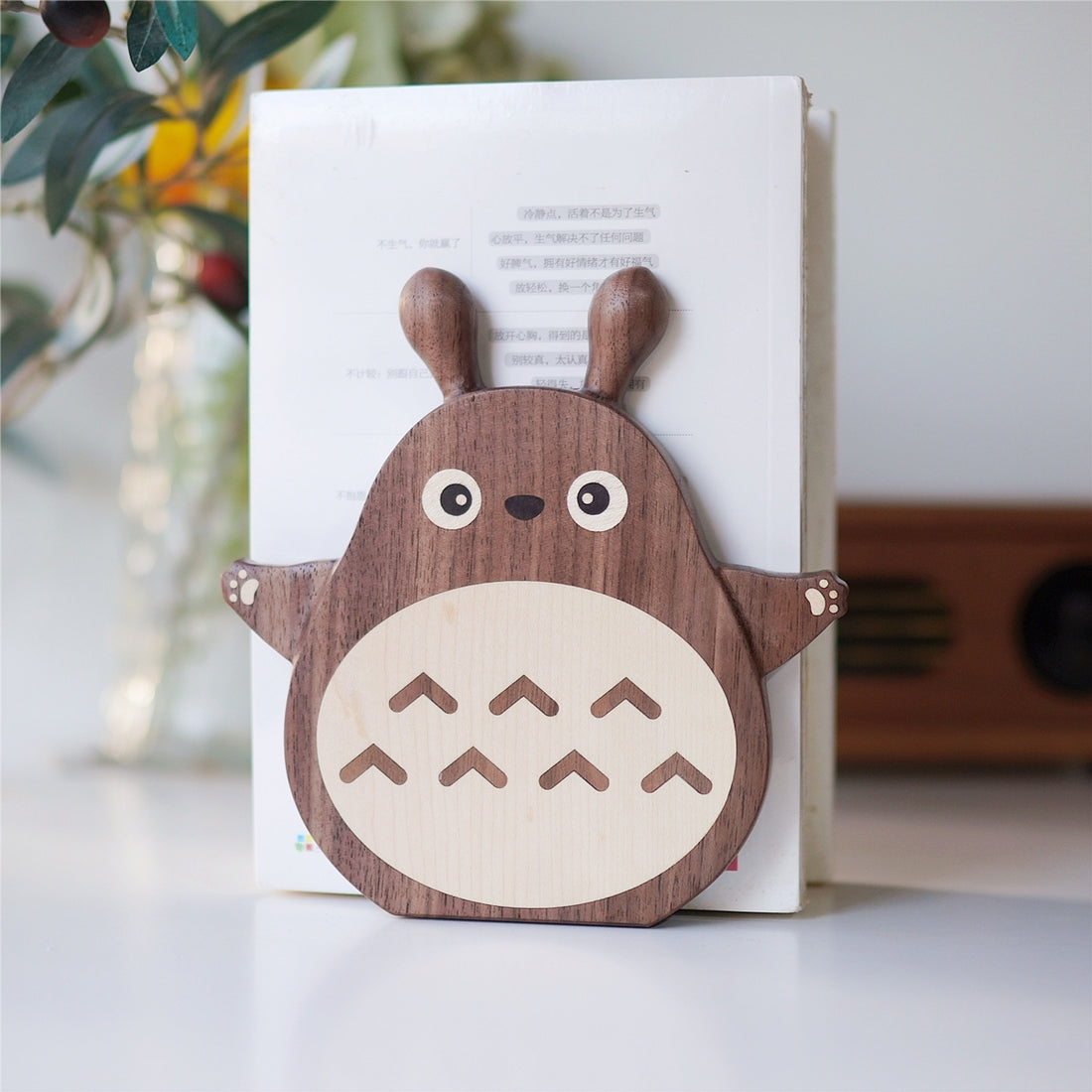 Pipimu Forest Spirit Milo wooden bookend front view