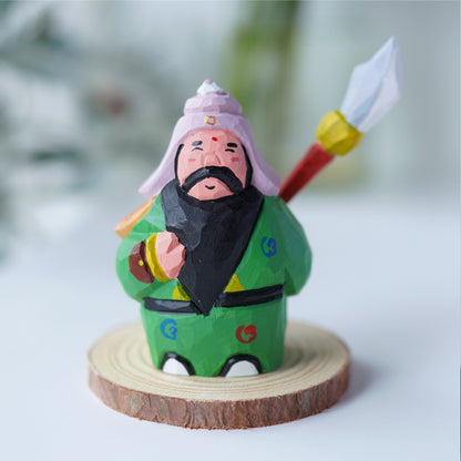 Pipimu Guan Yu Q-version wooden figurine close-up, small hand-carved decor