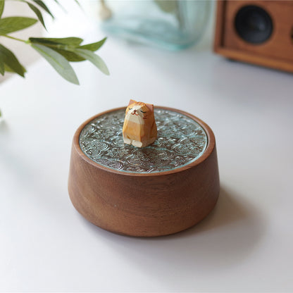 Pipimu Surprise Box with cat figurine lid and wooden base