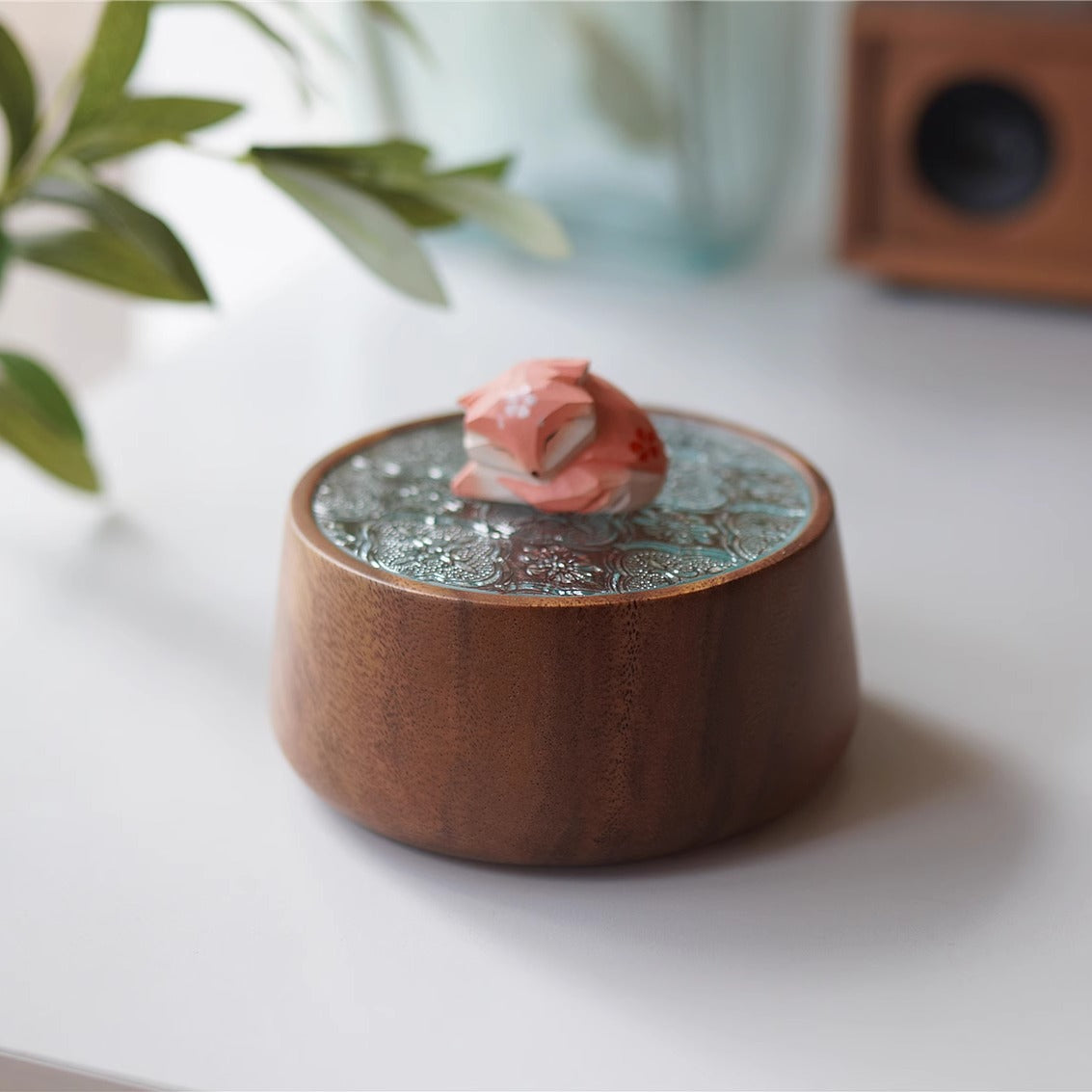 Pipimu Surprise Box with hand-carved fox figurine lid